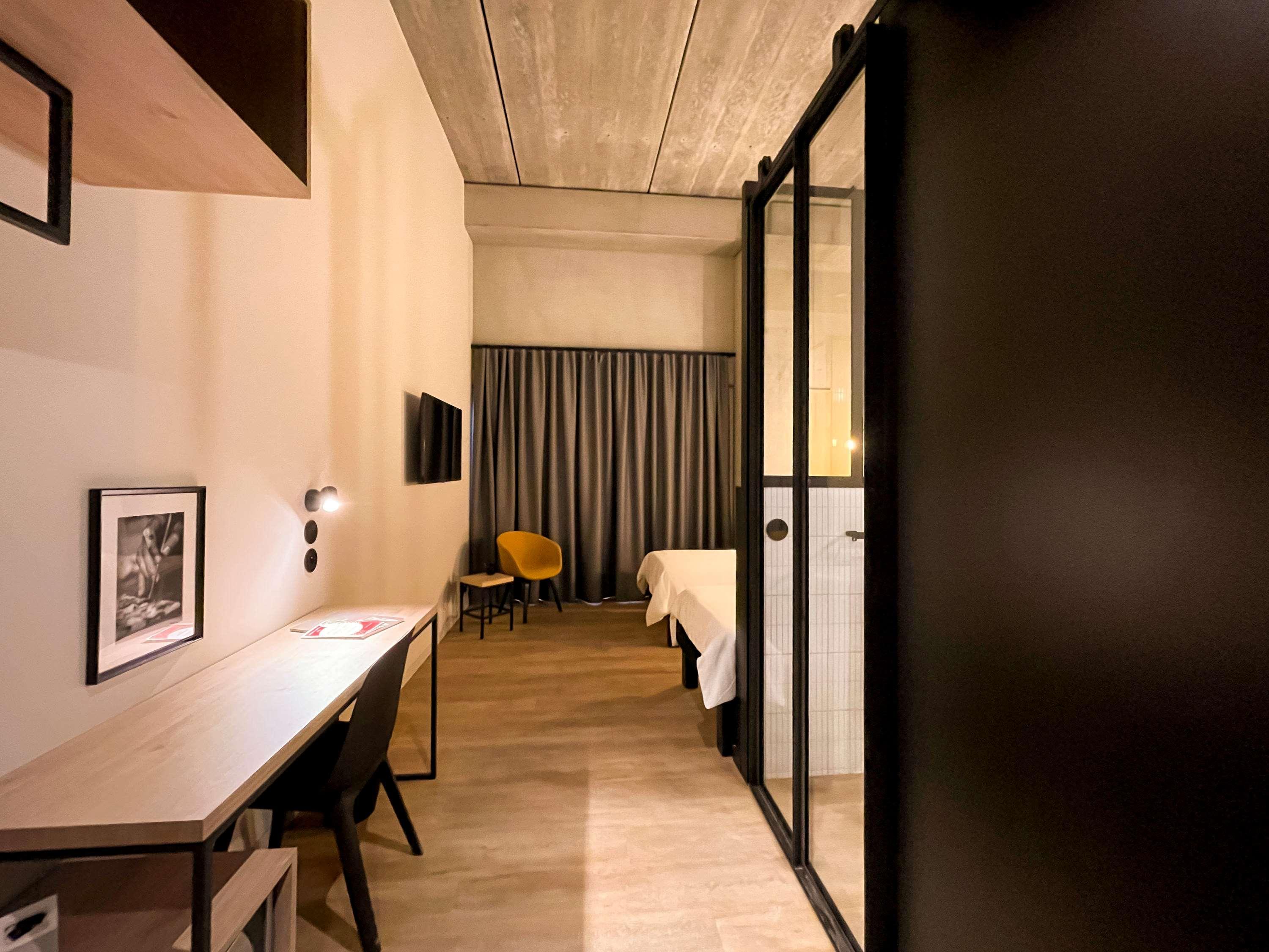 Ibis Styles Namur Exterior foto
