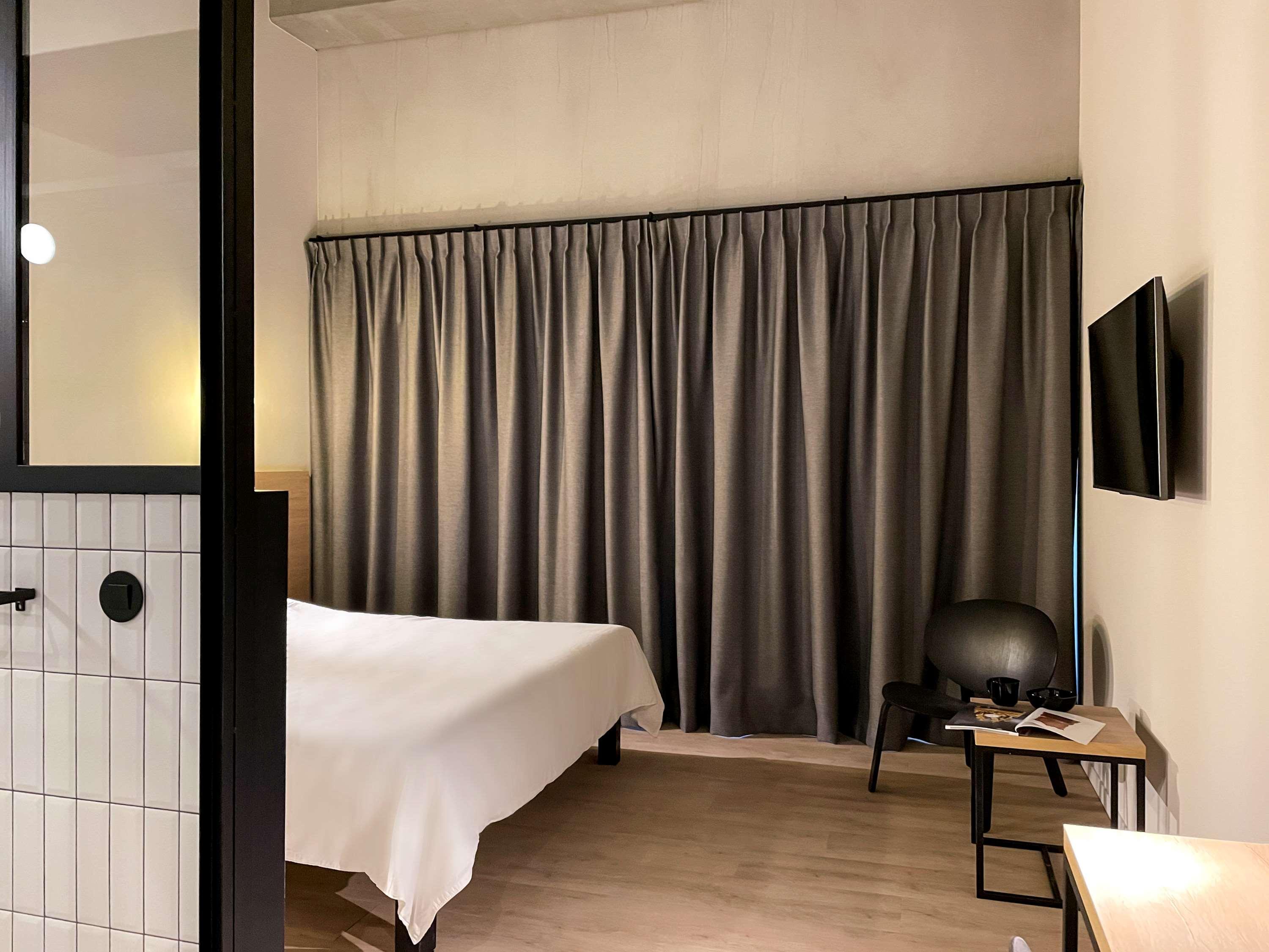 Ibis Styles Namur Exterior foto