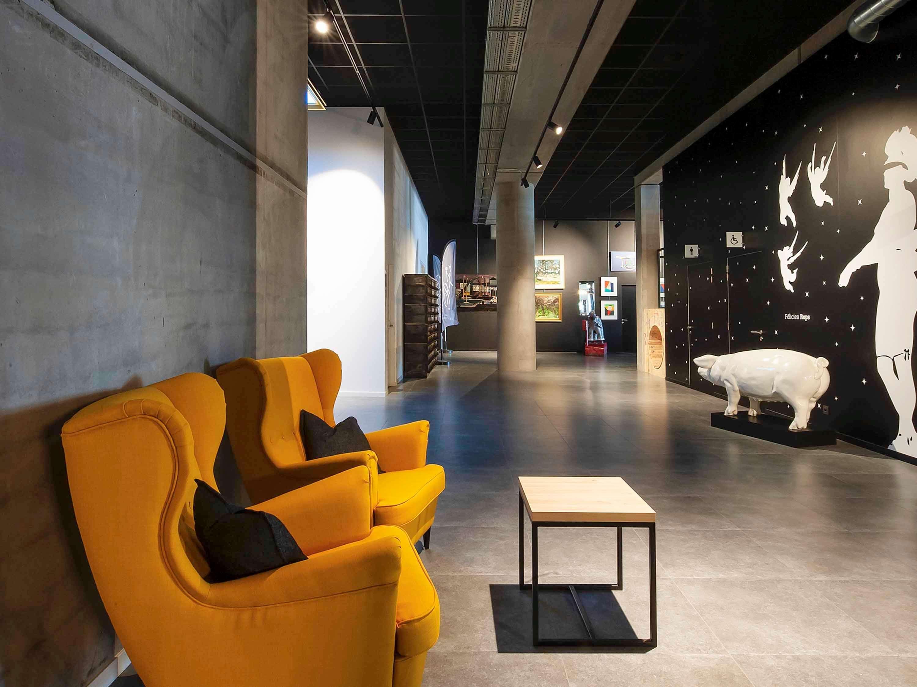 Ibis Styles Namur Exterior foto