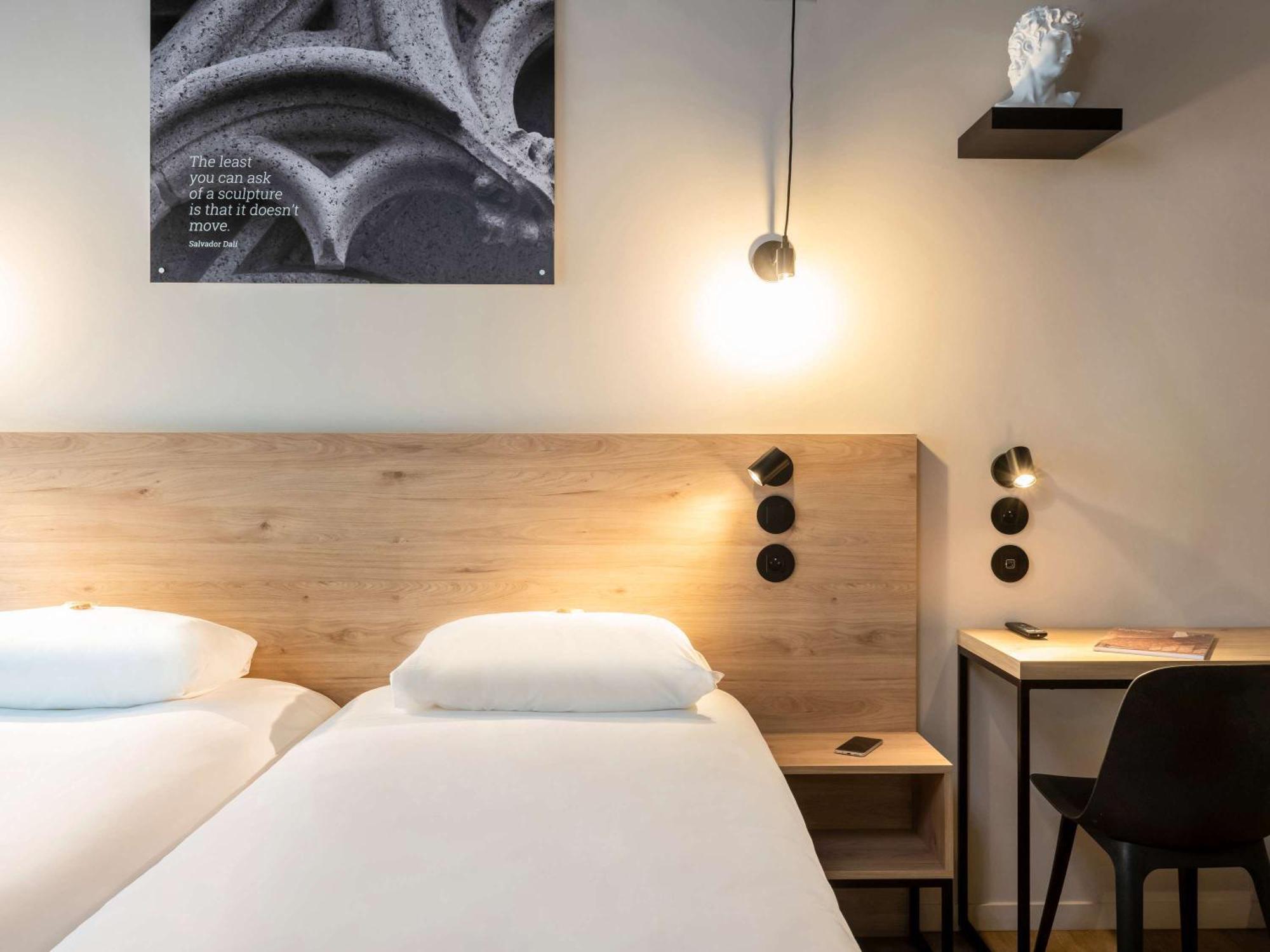Ibis Styles Namur Exterior foto