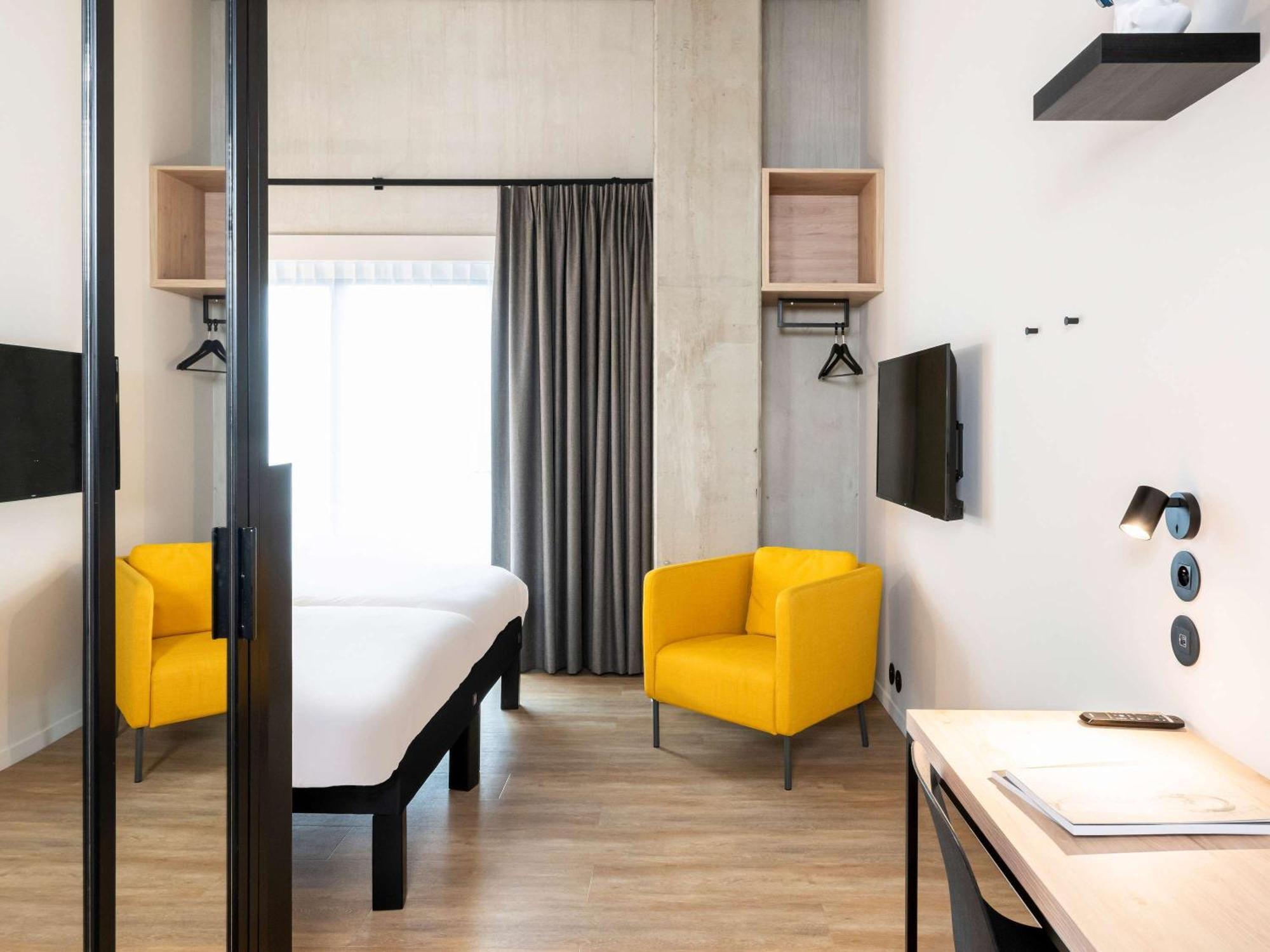 Ibis Styles Namur Exterior foto